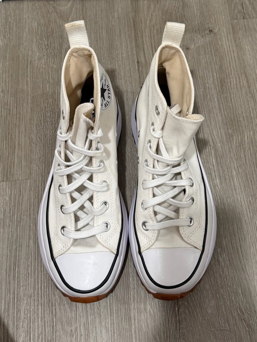 Converse Run Star Hike